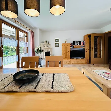 Enzian - Bergidyll Apartman